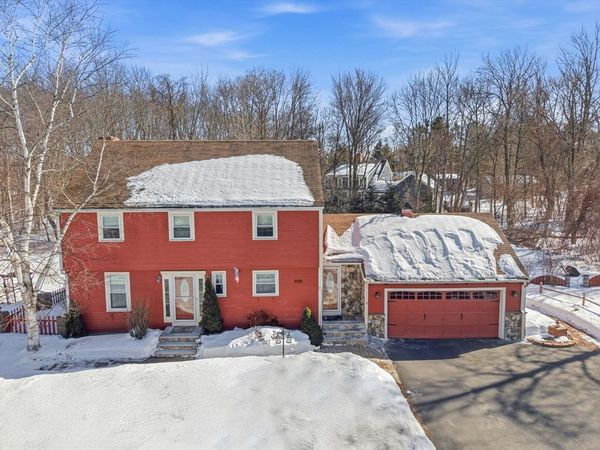 6 Lenway Rd, Newbury, MA 01922