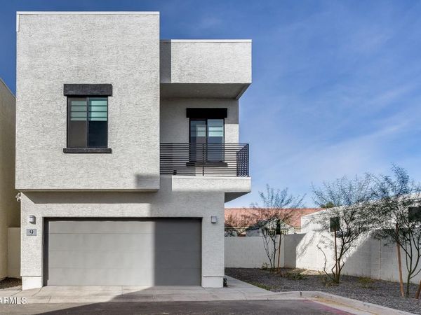 2030 E MICHIGAN Avenue, Unit 9, Phoenix, AZ 85022