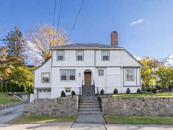 1185 Brook Rd, Milton, MA 02186