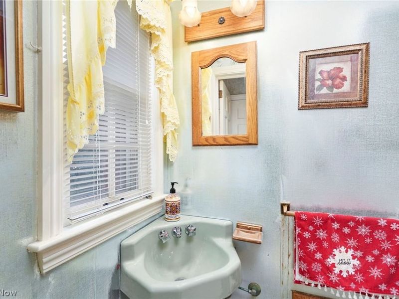 3676 Rawnsdale Road, Shaker Heights, OH 44122 Photo 11