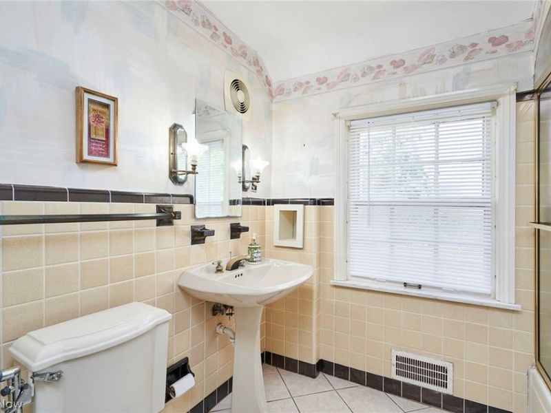 3676 Rawnsdale Road, Shaker Heights, OH 44122 Photo 16