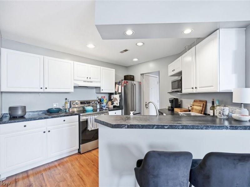 1183 Red Tail Hawk Drive, Unit 5, Boardman, OH 44512 Photo 8