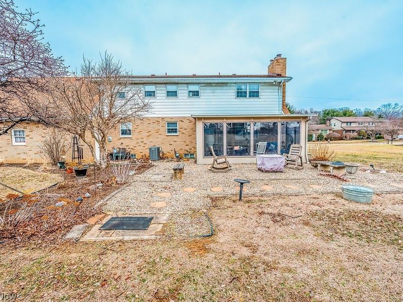 1809 Pennsylvania Avenue, Belpre, OH 45714 Photo 26