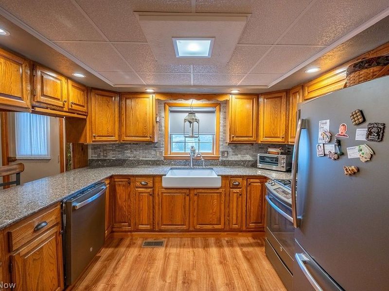 1809 Pennsylvania Avenue, Belpre, OH 45714 Photo 7