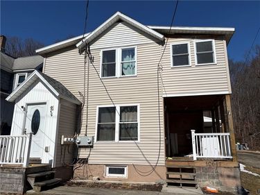 10647 Pinewood Avenue , Unit 101, Corning, NY 14830