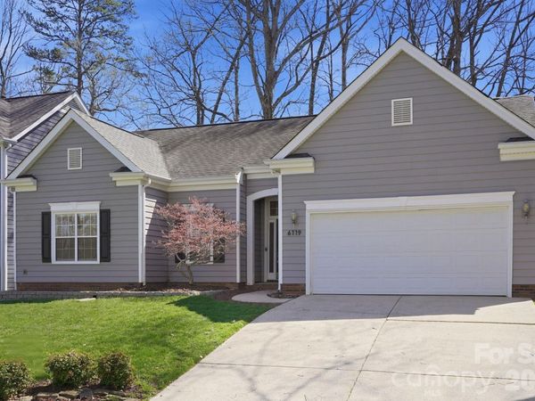 6119 Park Hill Road, Charlotte, NC 28277