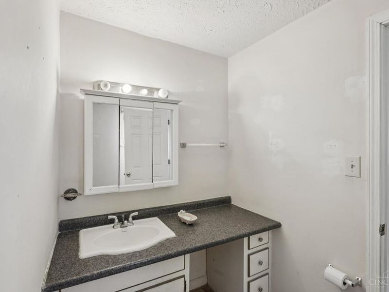 5250 Yeatman Road, Colerain Township, OH 45252 Photo 14