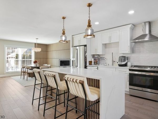 279 De Rose Ct, West Orange, NJ 07052