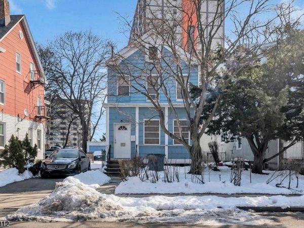 128 S Arlington Ave, East Orange, NJ 07018