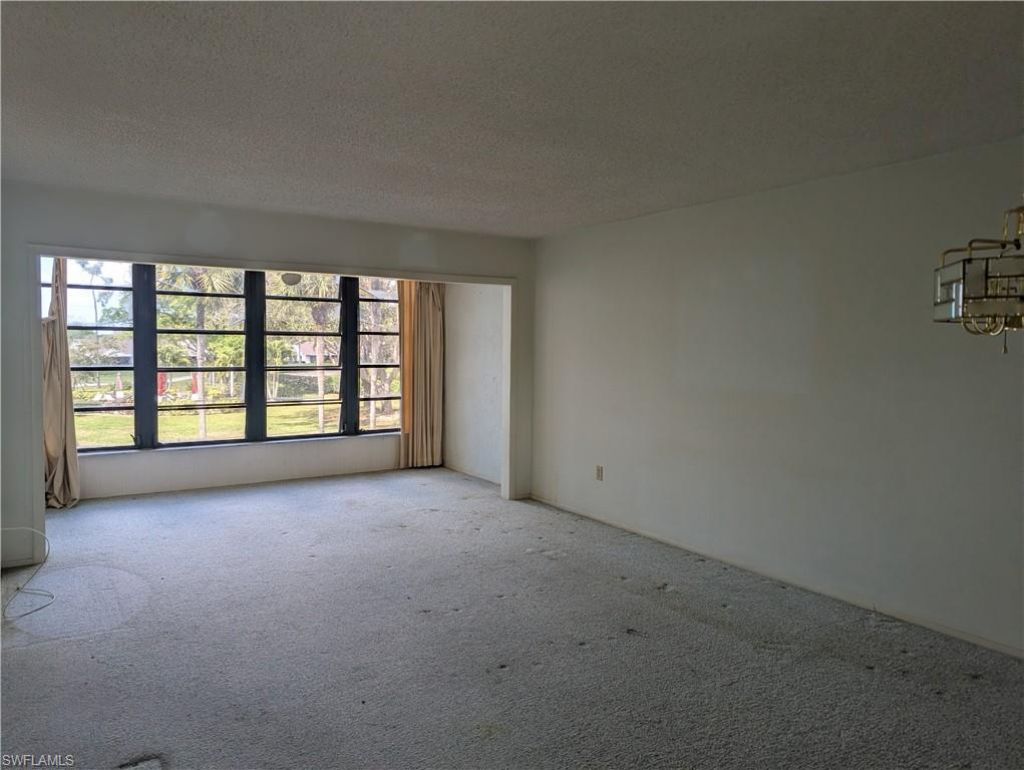 1747 Pebble Beach Dr, Unit 206, Fort Myers, FL 33907 Photo