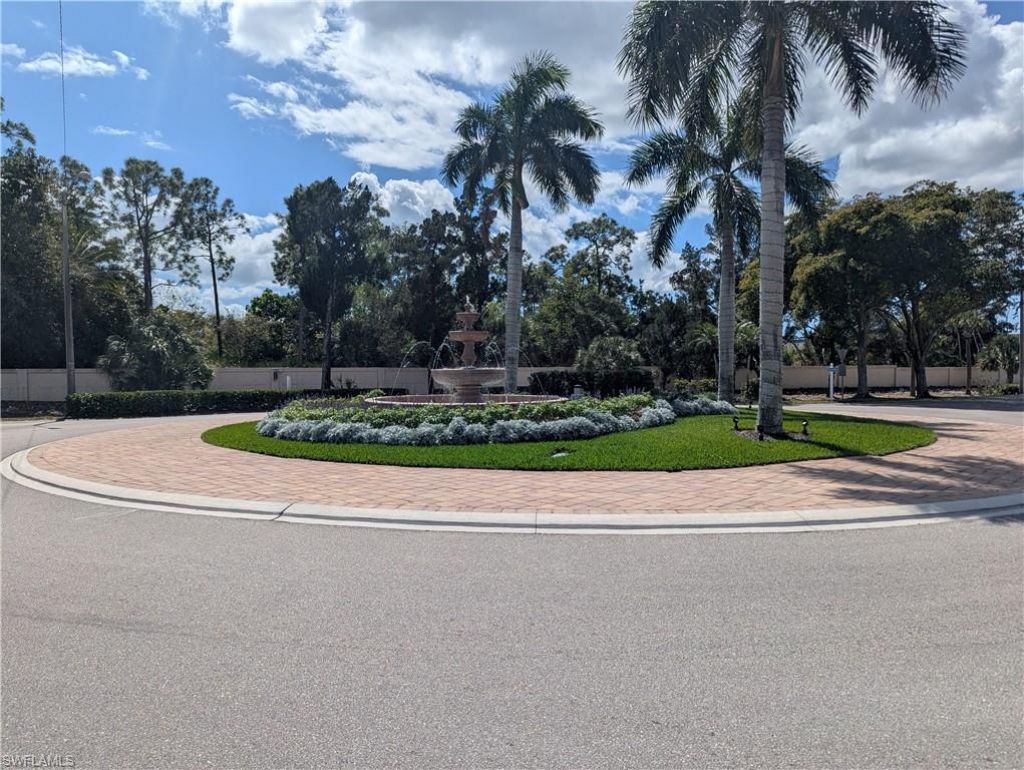 1747 Pebble Beach Dr, Unit 206, Fort Myers, FL 33907 Photo