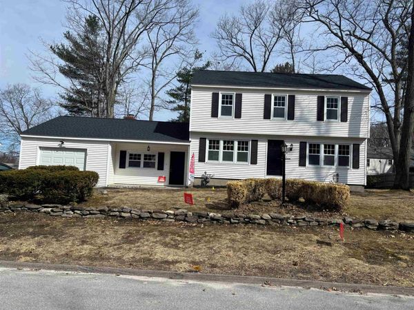 16 Emerson Road, Nashua, NH 03062