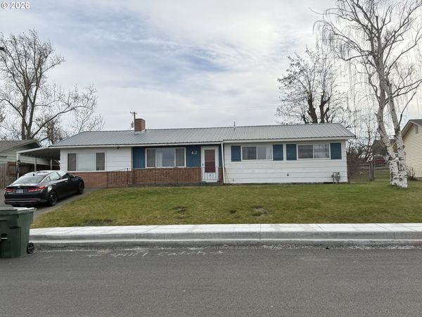 42 MADISON ST, Umatilla, OR 97882