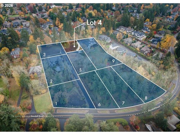 13568 GOODALL RD, Unit 4, Lake Oswego, OR 97034
