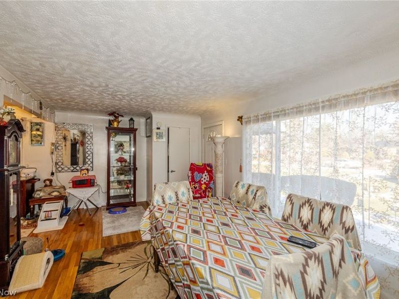 37891 Lake Drive, Avon, OH 44011 Photo 10