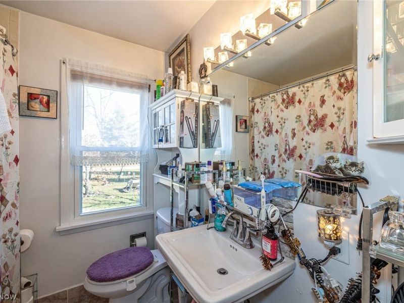 37891 Lake Drive , Avon, OH 44011 Photo 14