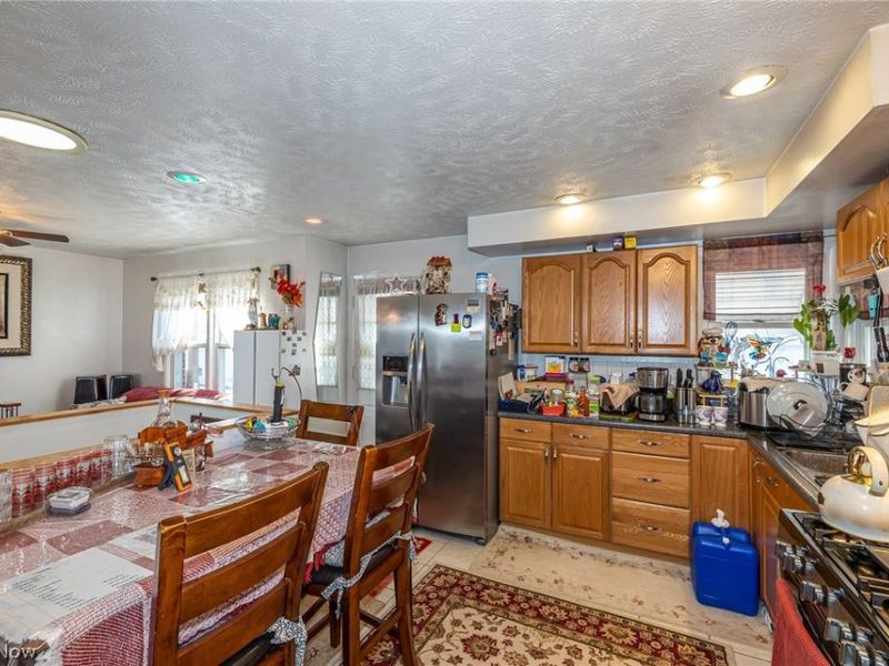 37891 Lake Drive, Avon, OH 44011 Photo 7