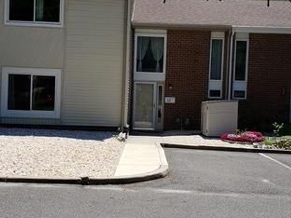 313 BARTON RUN BOULEVARD, MARLTON, NJ 08053