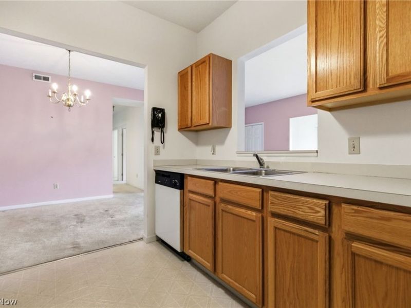 7283 Village Drive , Mentor, OH 44060 Photo 15