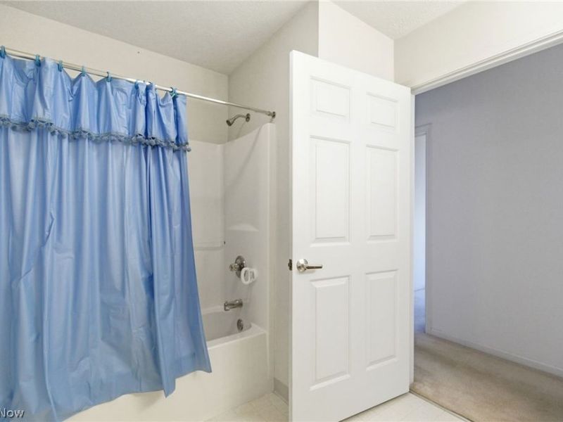 7283 Village Drive , Mentor, OH 44060 Photo 28