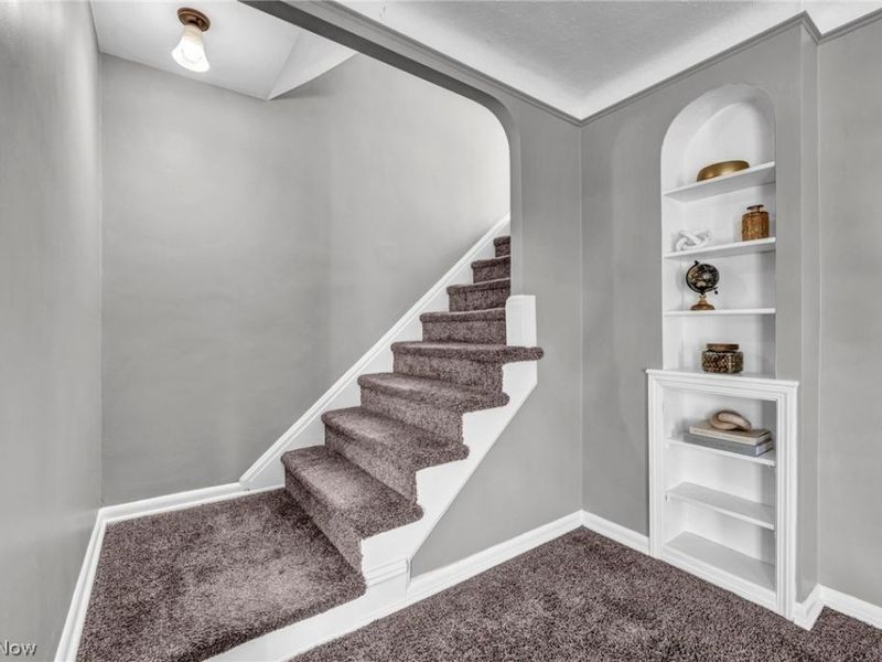 1240 Commonwealth Avenue, Mayfield Heights, OH 44124 Photo 11