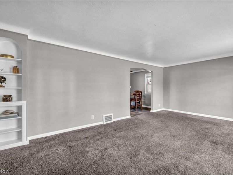 1240 Commonwealth Avenue, Mayfield Heights, OH 44124 Photo 12