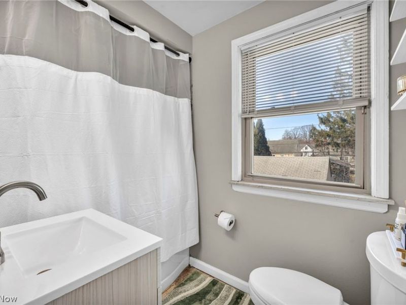 1240 Commonwealth Avenue, Mayfield Heights, OH 44124 Photo 30