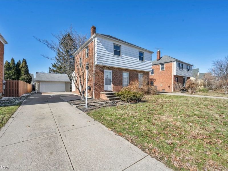 1240 Commonwealth Avenue, Mayfield Heights, OH 44124 Photo 4