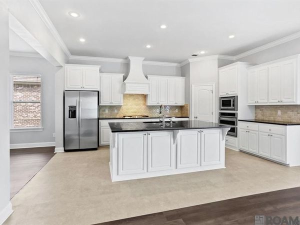 16384 Anna Belle Dr, Prairieville, LA 70769