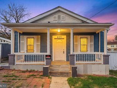 805 EASTERN AVENUE, CAPITOL HEIGHTS, MD 20743