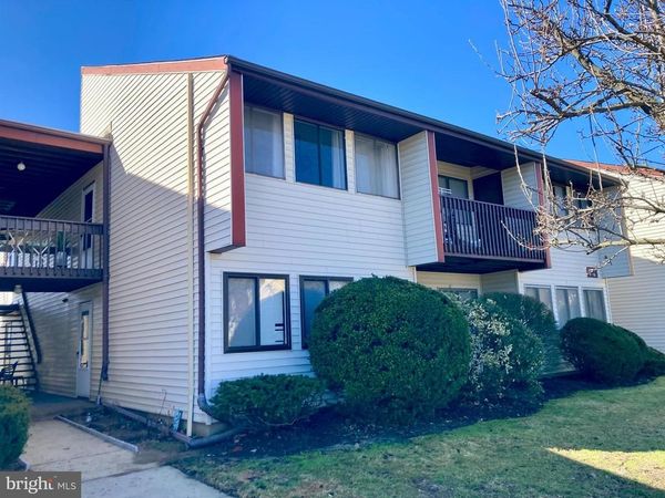 F20 AVON DRIVE, EAST WINDSOR, NJ 08520