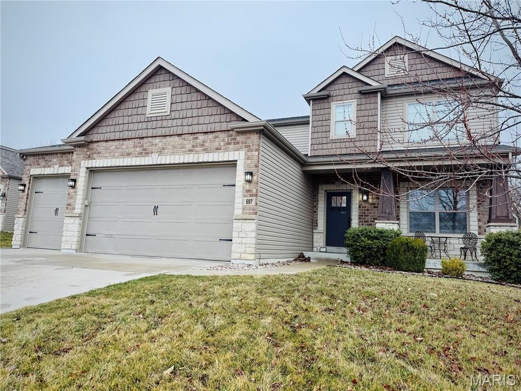 697 Luxembourg Gardens Court, Wentzville, MO 63348 Main Photo