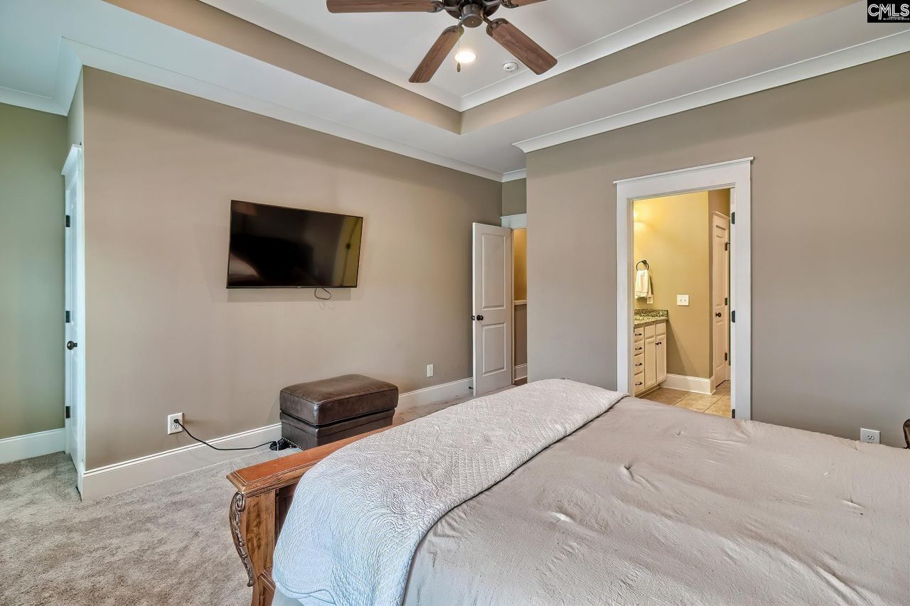 240 Waterstone Drive  Photo 17