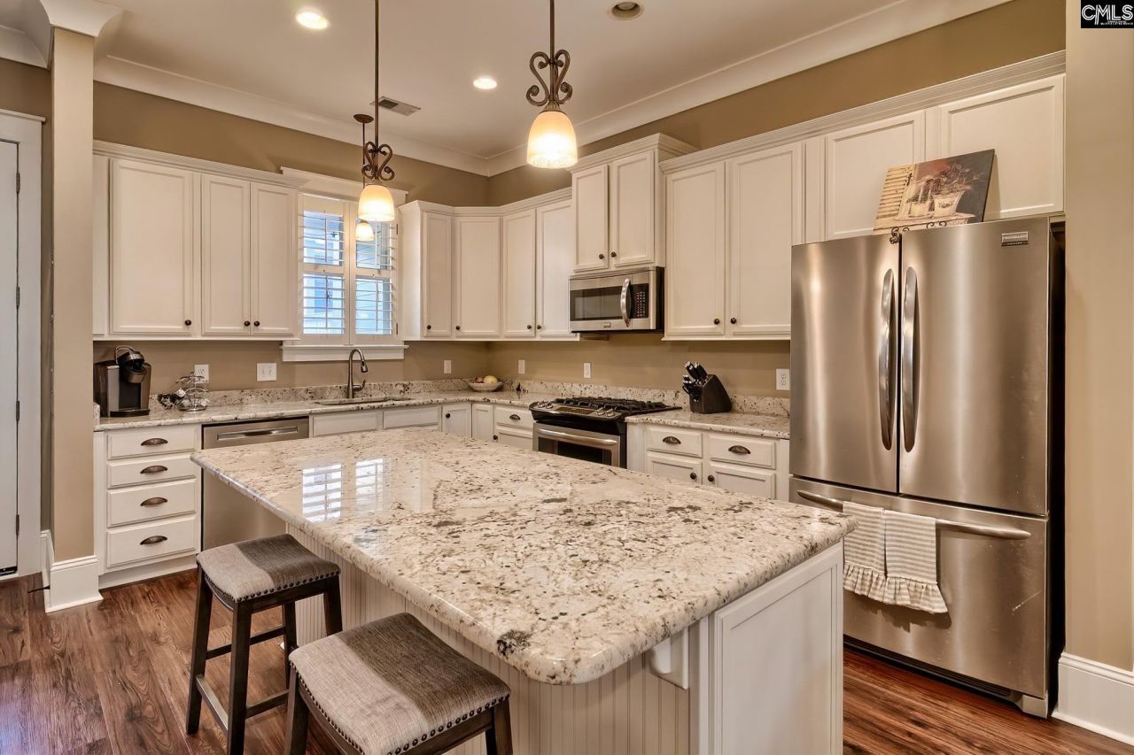 240 Waterstone Drive  Photo 9