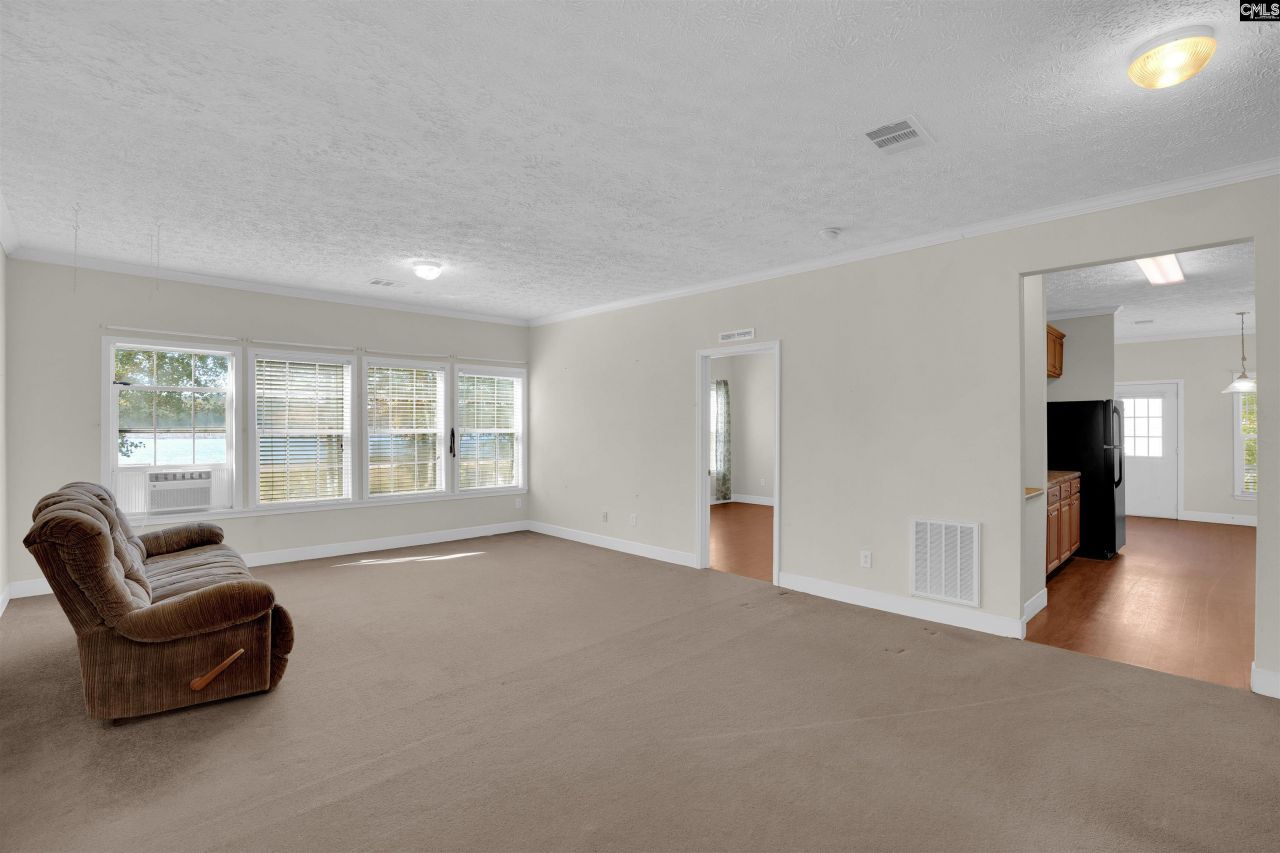 105 Dogwood Shores Lane Photo 8