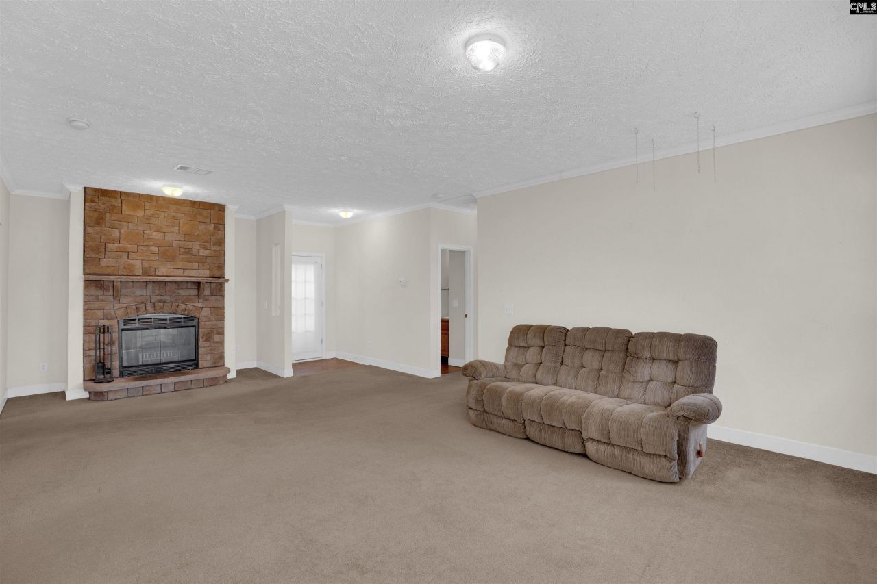 105 Dogwood Shores Lane Photo 9