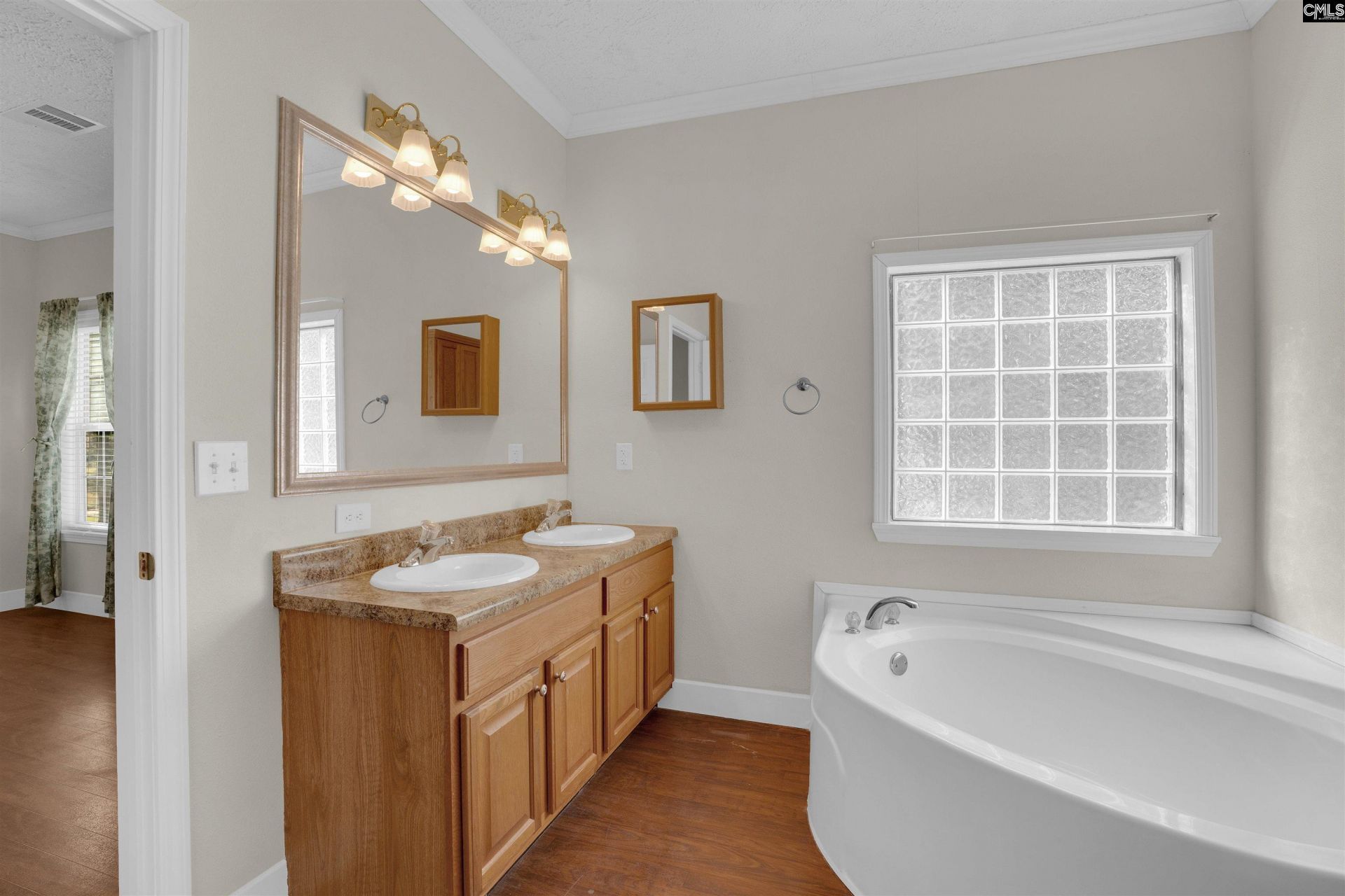105 Dogwood Shores Lane Photo 14