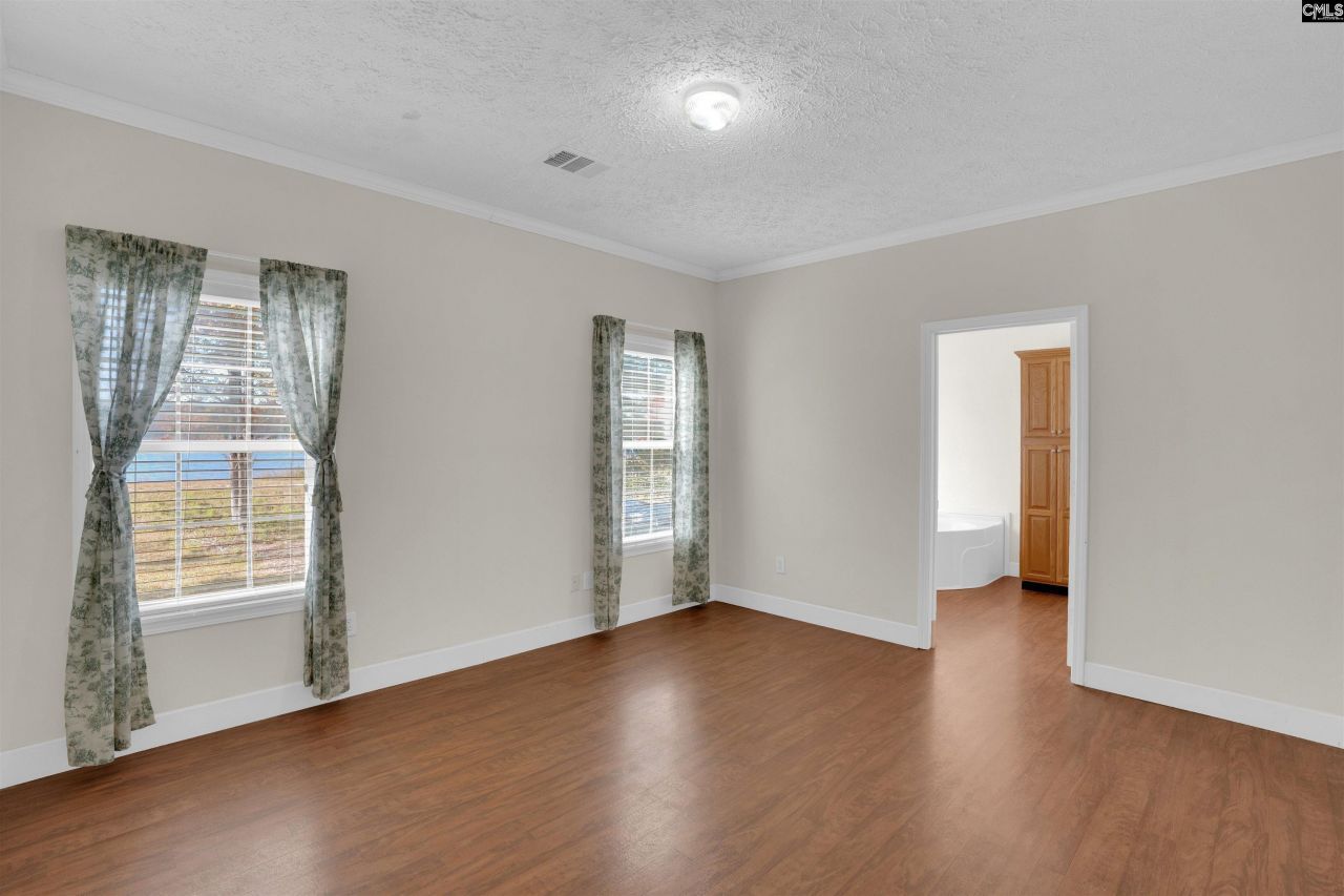 105 Dogwood Shores Lane Photo 11