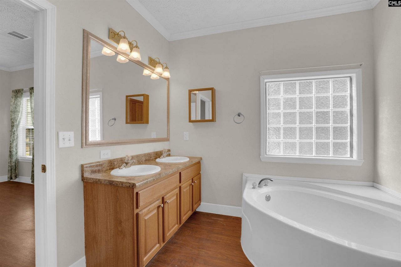 105 Dogwood Shores Lane Photo 16