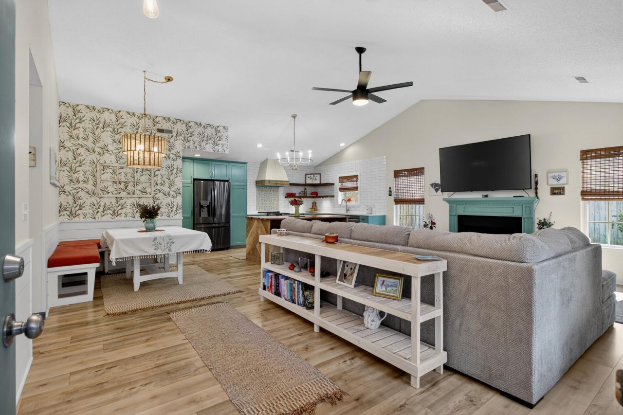 237 Moon Dance Lane Photo 5