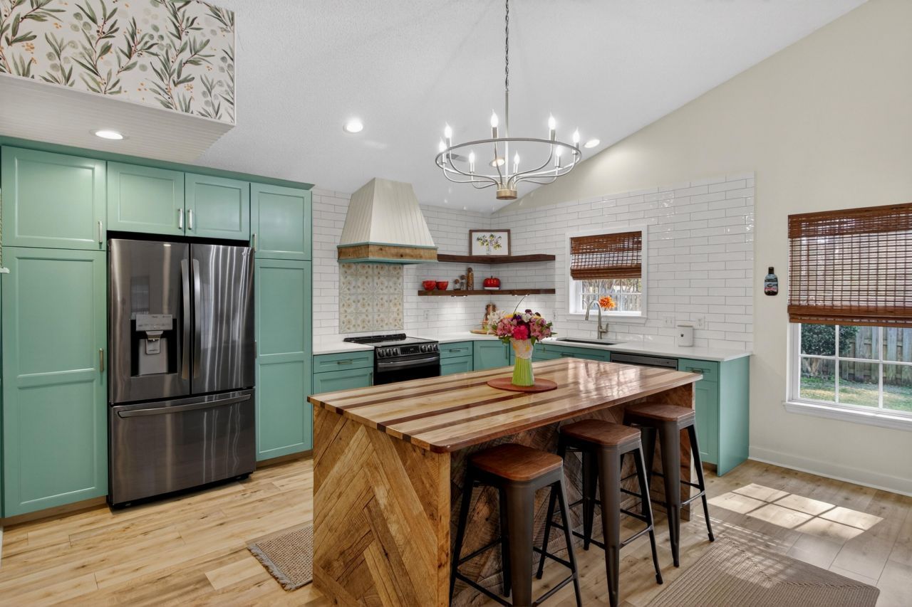 237 Moon Dance Lane Photo 7