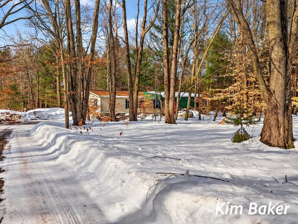 3987 US-31, Scottville, MI 49454