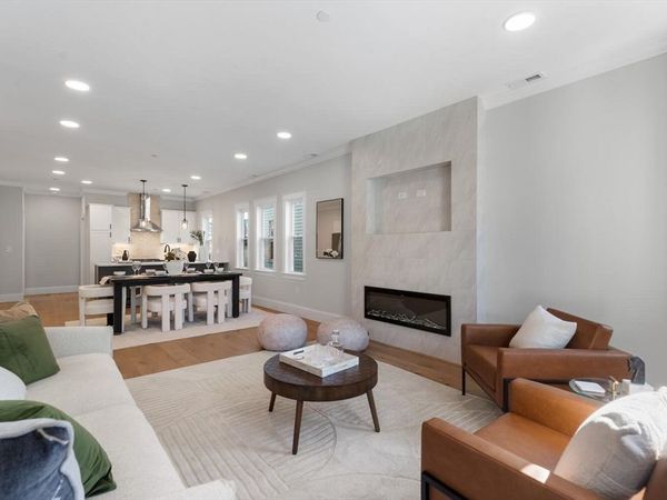 227 Highland Ave, Unit 1, Somerville, MA 02143