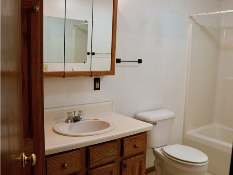 612 S Monroe Street, Millersburg, OH 44654 Photo 11