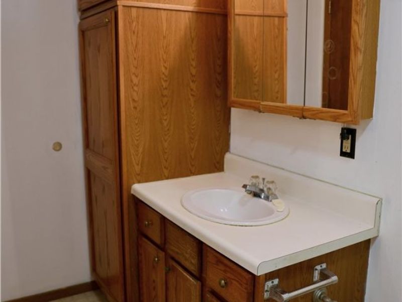 612 S Monroe Street, Millersburg, OH 44654 Photo 13