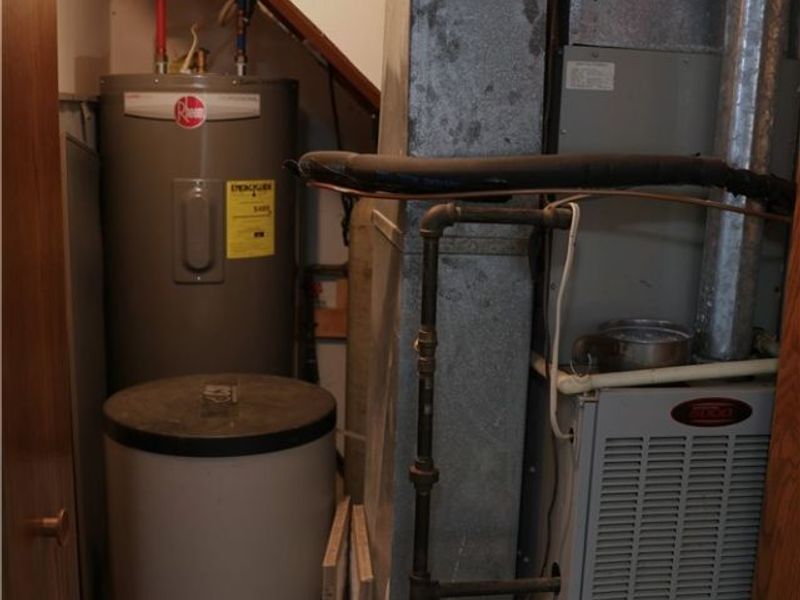 612 S Monroe Street, Millersburg, OH 44654 Photo 15