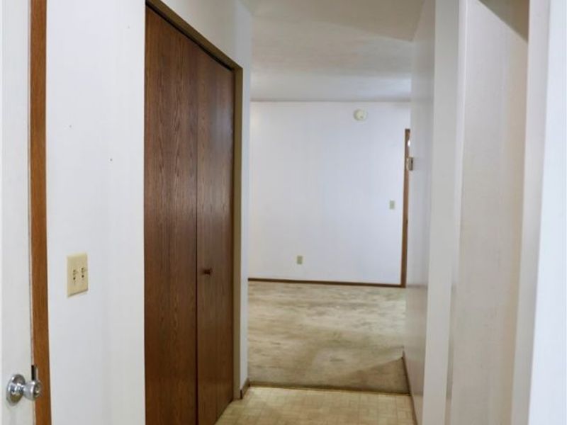 612 S Monroe Street, Millersburg, OH 44654 Photo 5