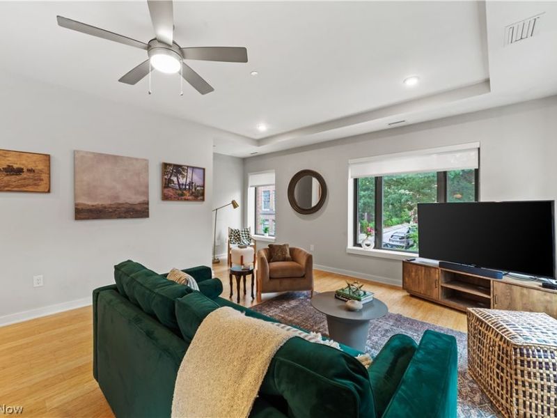 2044 Random Road, Unit 101, Cleveland, OH 44106 Photo 9