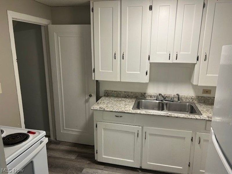 1736 Spring Avenue NE, Canton, OH 44714 Photo 5