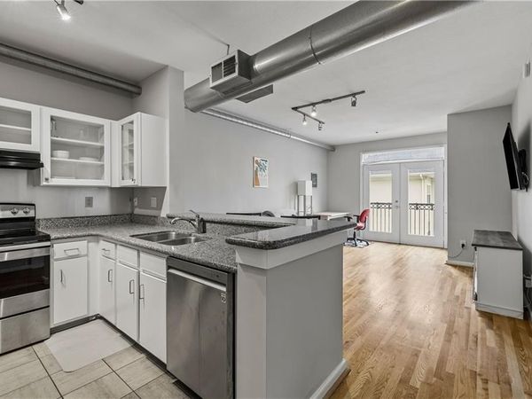 800 Peachtree Street NE, Unit 1517, Atlanta, GA 30308